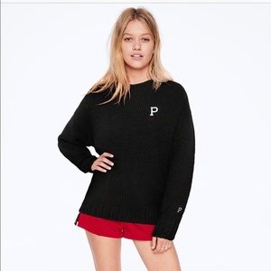 VS PINK Knit Boyfriend Oversized Knit Sweater in Black